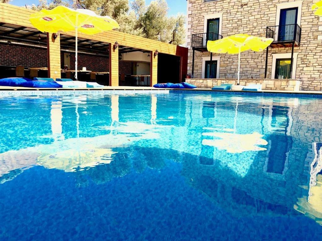 Victoria Hotel And Lounge Foça Extérieur photo